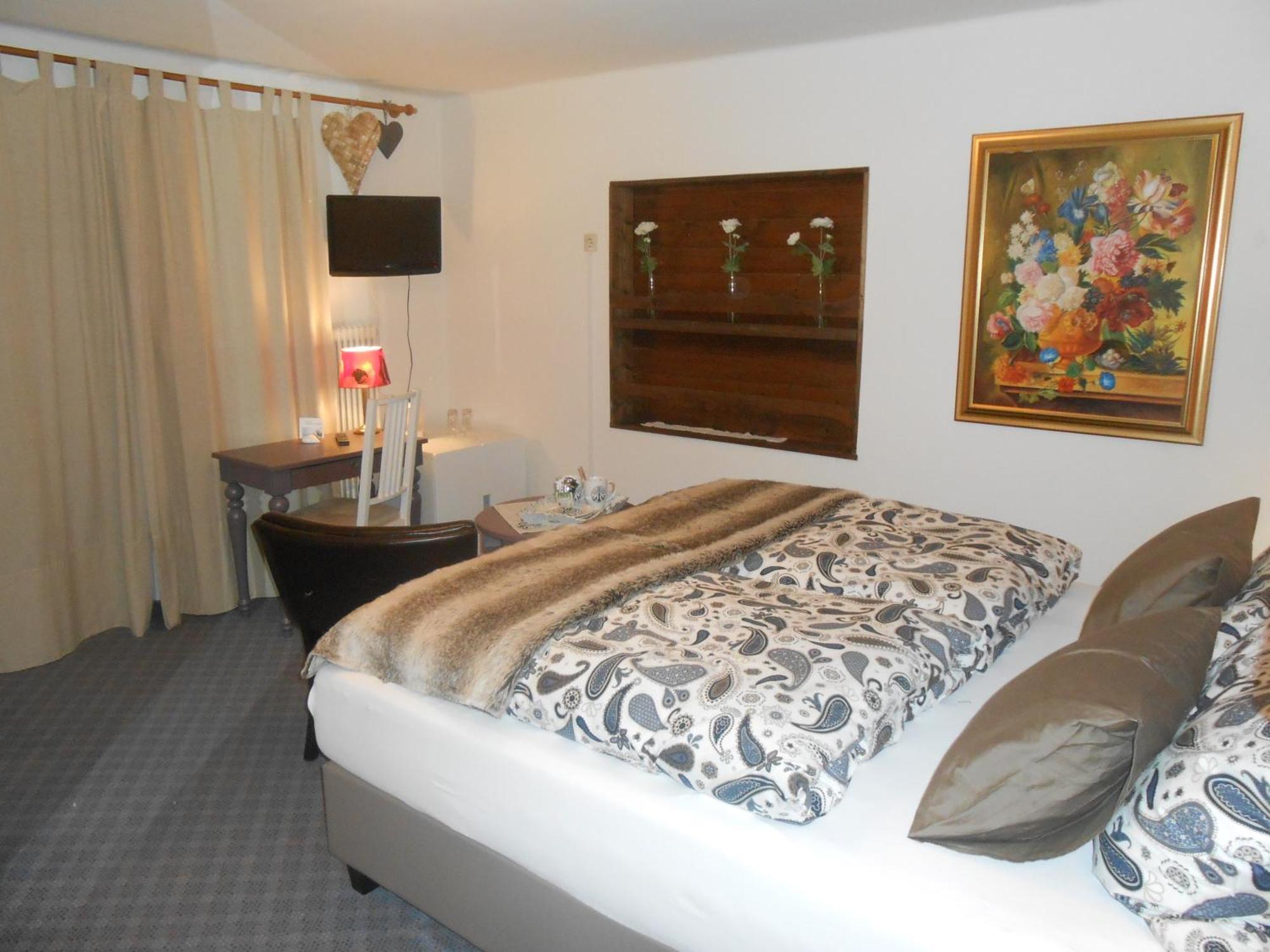 Gaestehaus Edelweiss Тельфс Номер фото